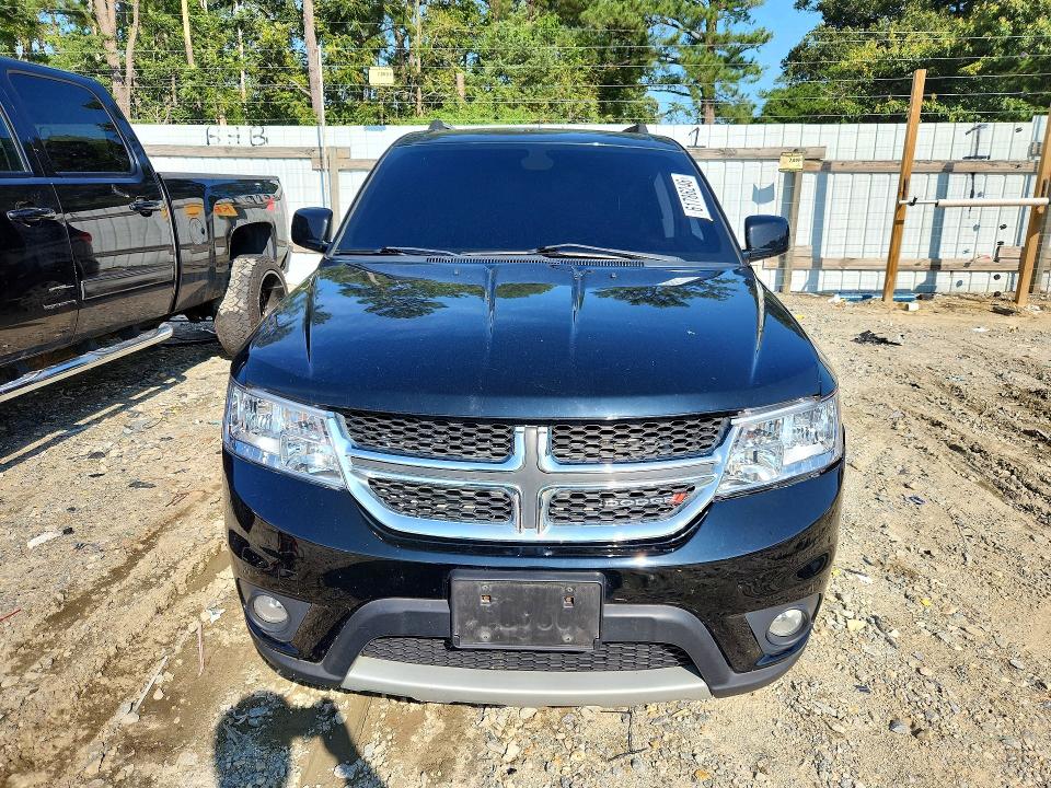 61786246 :رقم المزاد ، 3C4PDCBB0KT774239 vin ، 2019 Dodge Journey مزاد بيع