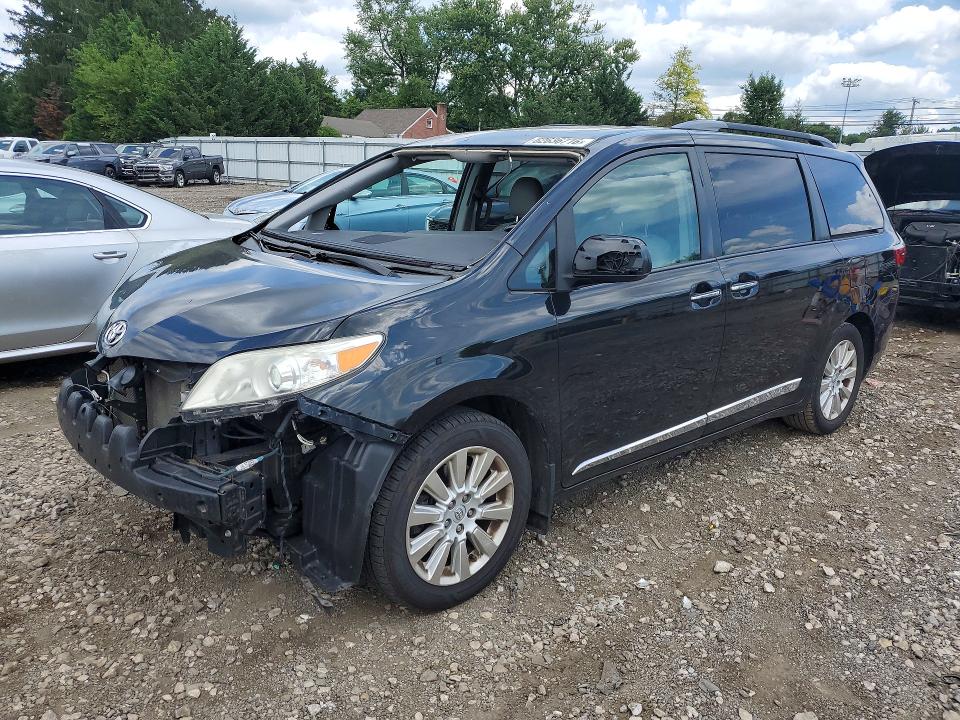 Auction sale of the 2016 Toyota Sienna, vin: 5TDDK3DC0GS139568, lot number: 62636716