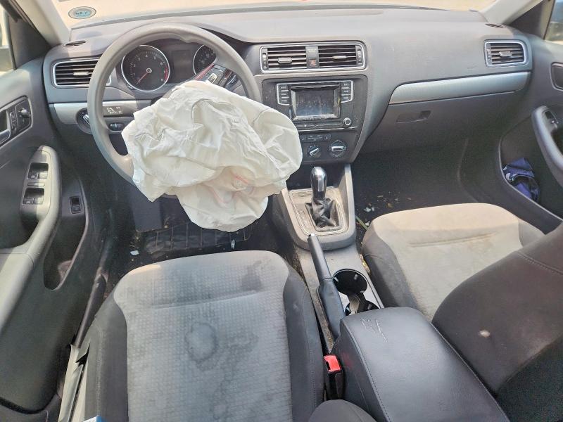 59805106 :رقم المزاد ، 3VW2B7AJ0HM410922 vin ، 2017 Volkswagen Jetta مزاد بيع