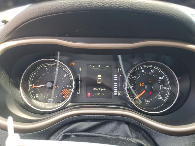 Продаж на аукціоні авто 2015 Jeep Cherokee, vin: 1C4PJLCB1FW766657, номер лоту: 61380666