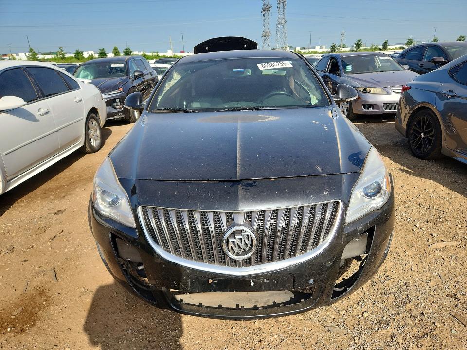 85985755 :رقم المزاد ، 2G4GV5GX8G9185393 vin ، 2016 Buick Regal مزاد بيع
