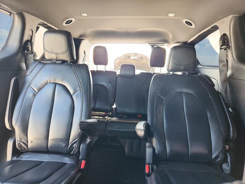 59276046 :رقم المزاد ، 2C4RC1FG7JR361936 vin ، 2018 Chrysler Pacifica مزاد بيع