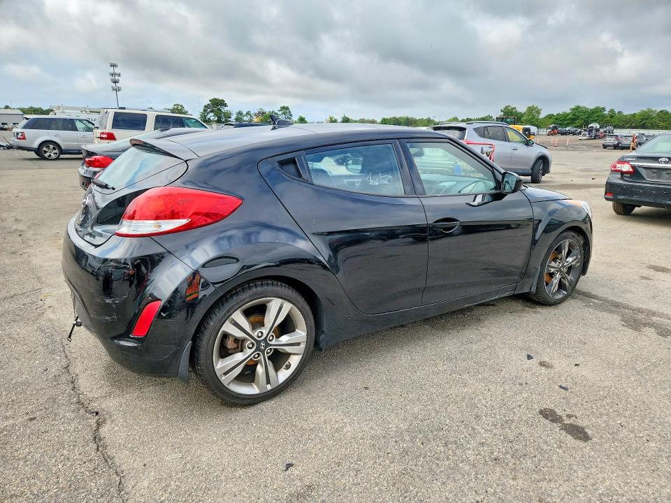 63026776 :رقم المزاد ، KMHTC6AD4GU280738 vin ، 2016 Hyundai Veloster مزاد بيع
