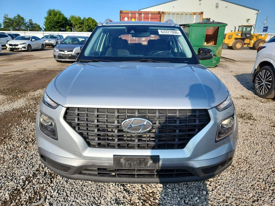 2022 Hyundai Venue მანქანა იყიდება აუქციონზე, vin: KMHRC8A38NU132845, აუქციონის ნომერი: 62221066
