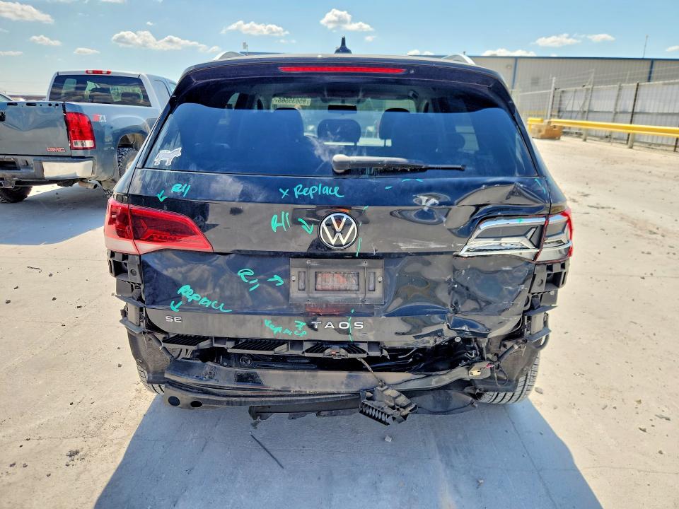 Продажа на аукционе авто 2022 Volkswagen Taos, vin: 3VVRX7B27NM045209, номер лота: 85635565