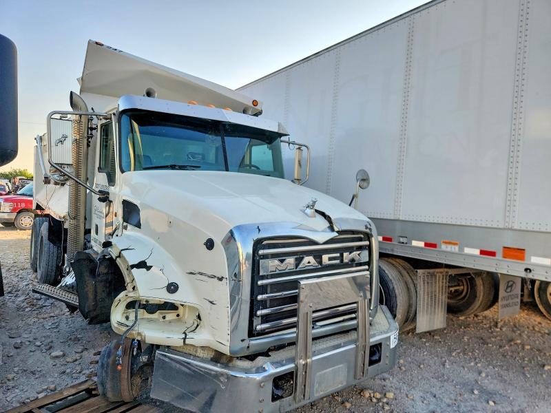 59614886 :رقم المزاد ، 1M2AX13C3EM026406 vin ، 2014 Mack Gu800 مزاد بيع