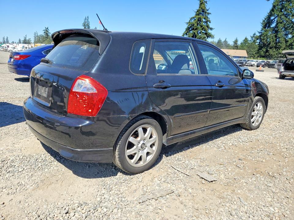 Продаж на аукціоні авто 2005 Kia Spectra, vin: KNAFE161055072163, номер лоту: 63600336