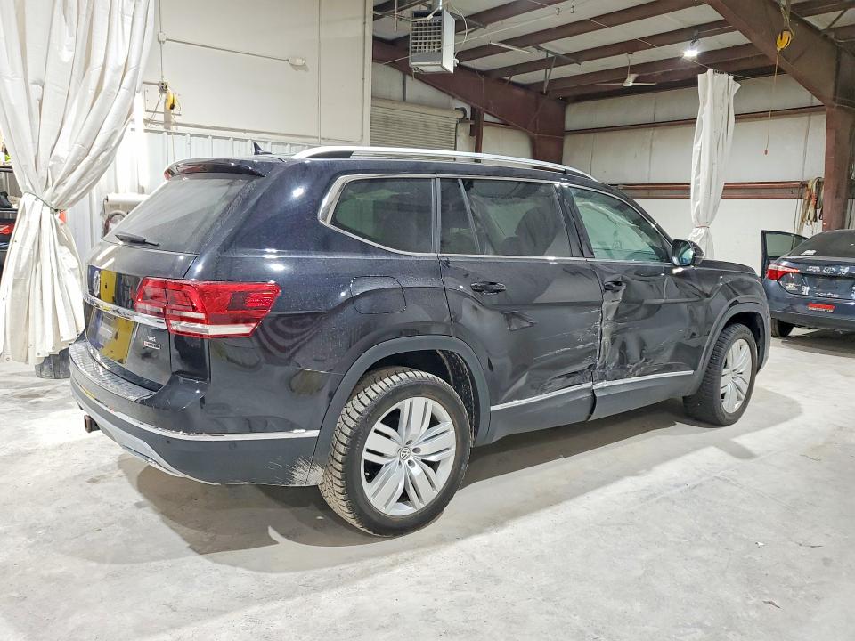2018 Volkswagen Atlas მანქანა იყიდება აუქციონზე, vin: 1V2NR2CA7JC576355, აუქციონის ნომერი: 60689996