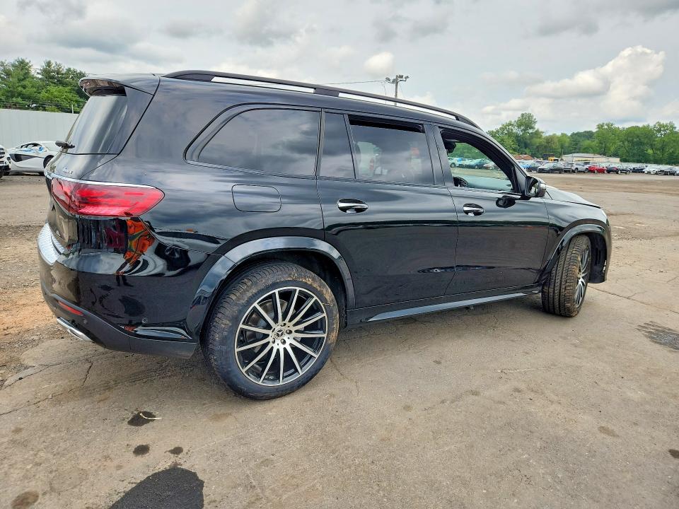 62823736 :رقم المزاد ، 4JGFF5KE6RB269292 vin ، 2024 Mercedes-benz Gls مزاد بيع