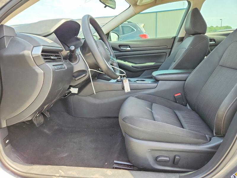 60659336 :رقم المزاد ، 1N4BL4BV6MN303623 vin ، 2021 Nissan Altima مزاد بيع
