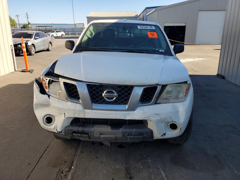 62528136 :رقم المزاد ، 1N6AD0ER5HN768715 vin ، 2017 Nissan Frontier مزاد بيع