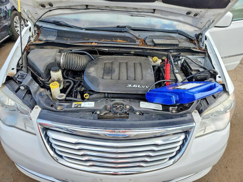 62122296 :رقم المزاد ، 2C4RC1BG8GR214541 vin ، 2016 Chrysler Town & Country مزاد بيع