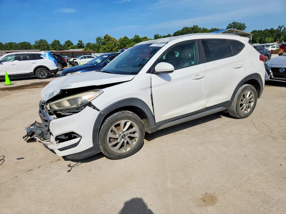 2017 Hyundai Tucson მანქანა იყიდება აუქციონზე, vin: KM8J33A4XHU262168, აუქციონის ნომერი: 61778246
