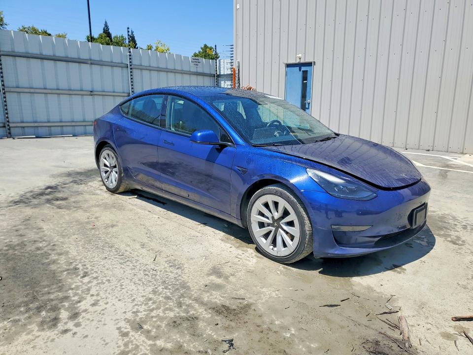 Auction sale of the 2022 Tesla Model 3, vin: 5YJ3E1EA6NF369895, lot number: 63508856