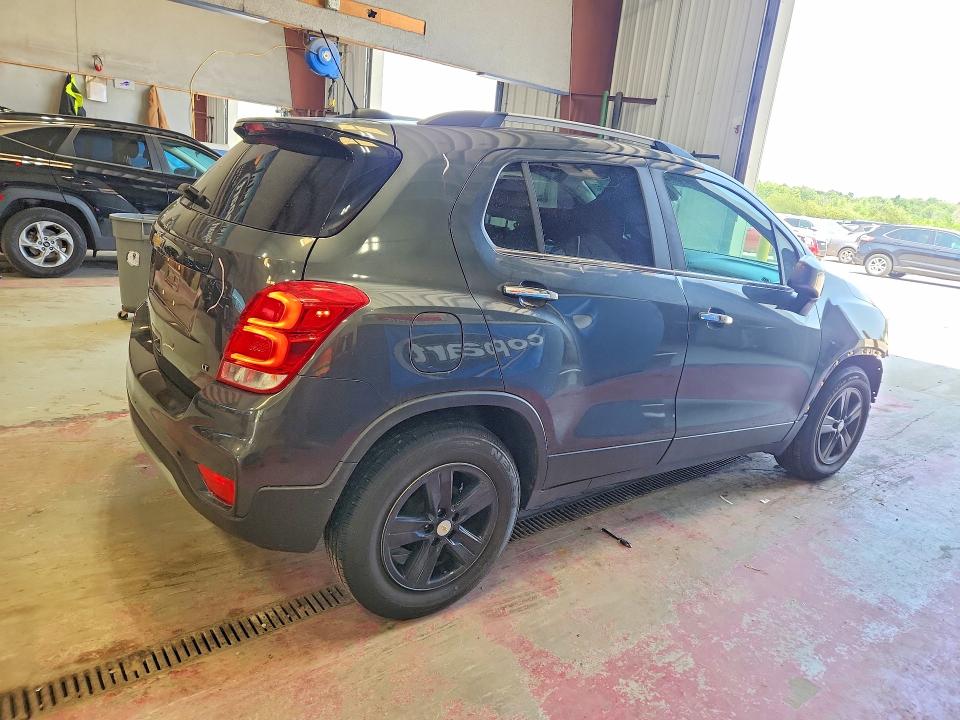 Продажа на аукционе авто 2018 Chevrolet Trax, vin: KL7CJLSB1JB677149, номер лота: 61388346