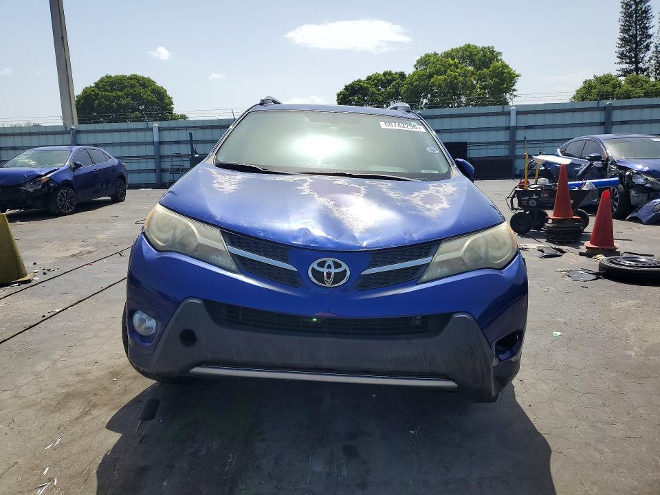 2015 Toyota Rav4 მანქანა იყიდება აუქციონზე, vin: 2T3YFREV6FW166764, აუქციონის ნომერი: 60742296
