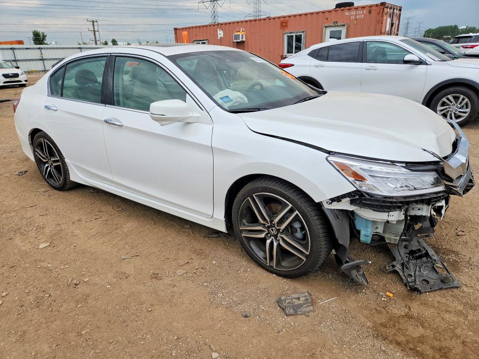 59907236 :رقم المزاد ، 1HGCR3F99GA022997 vin ، 2016 Honda Accord مزاد بيع