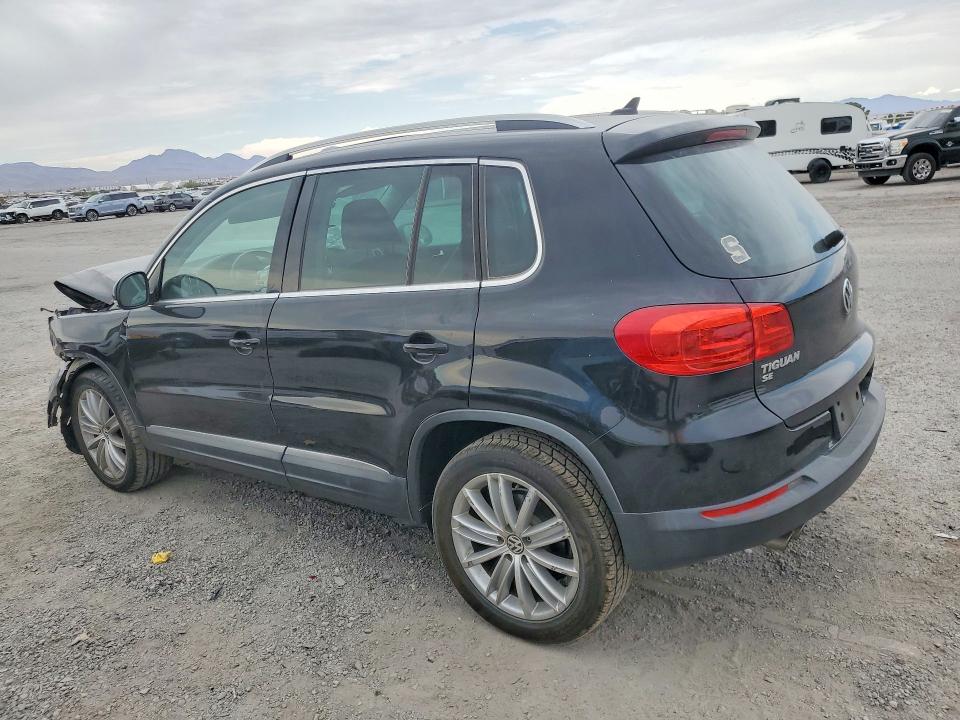 2016 Volkswagen Tiguan მანქანა იყიდება აუქციონზე, vin: WVGAV7AX2GW554461, აუქციონის ნომერი: 61620916