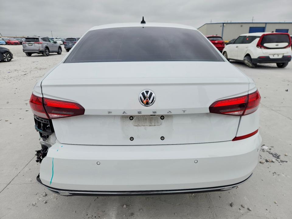 Продажа на аукционе авто 2022 Volkswagen Passat, vin: 1VWBA7A33NC006787, номер лота: 62240416