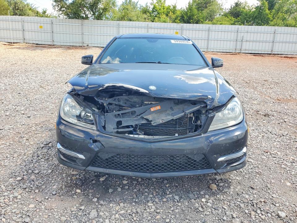 Продаж на аукціоні авто 2013 Mercedes-benz C, vin: WDDGJ4HBXDG029405, номер лоту: 59560036