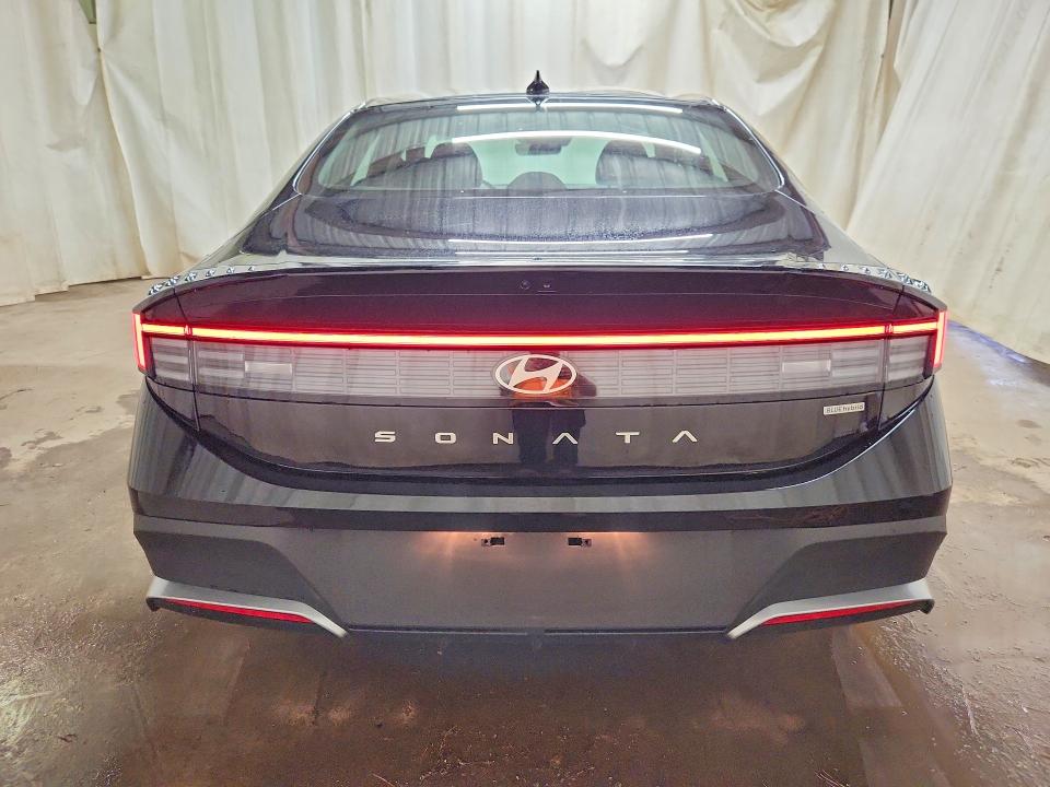 61370186 :رقم المزاد ، KMHL24JJ8TA172714 vin ، 2026 Hyundai Sonata Hybrid مزاد بيع