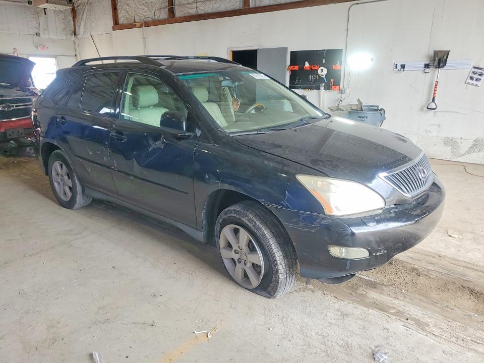 62116326 :رقم المزاد ، 2T2HA31U46C108957 vin ، 2006 Lexus Rx مزاد بيع
