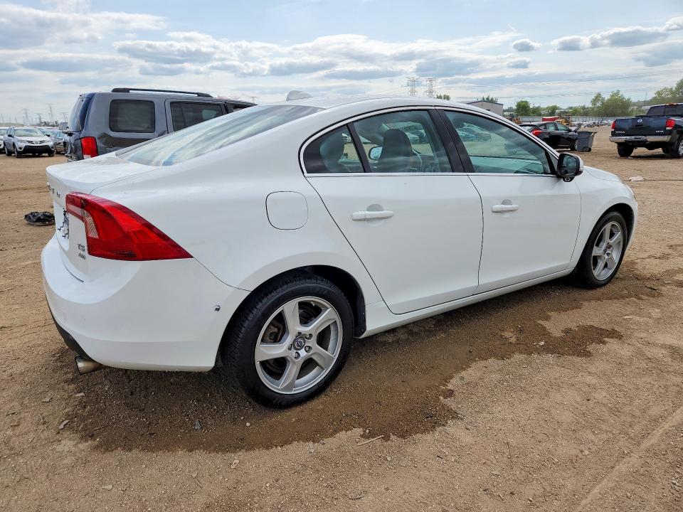 2013 Volvo S60 მანქანა იყიდება აუქციონზე, vin: YV1612FHXD2183248, აუქციონის ნომერი: 62506676
