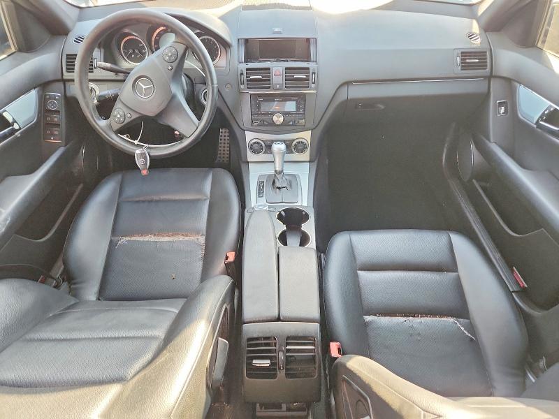 2010 Mercedes-benz C მანქანა იყიდება აუქციონზე, vin: WDDGF5EB8AF439388, აუქციონის ნომერი: 60074076