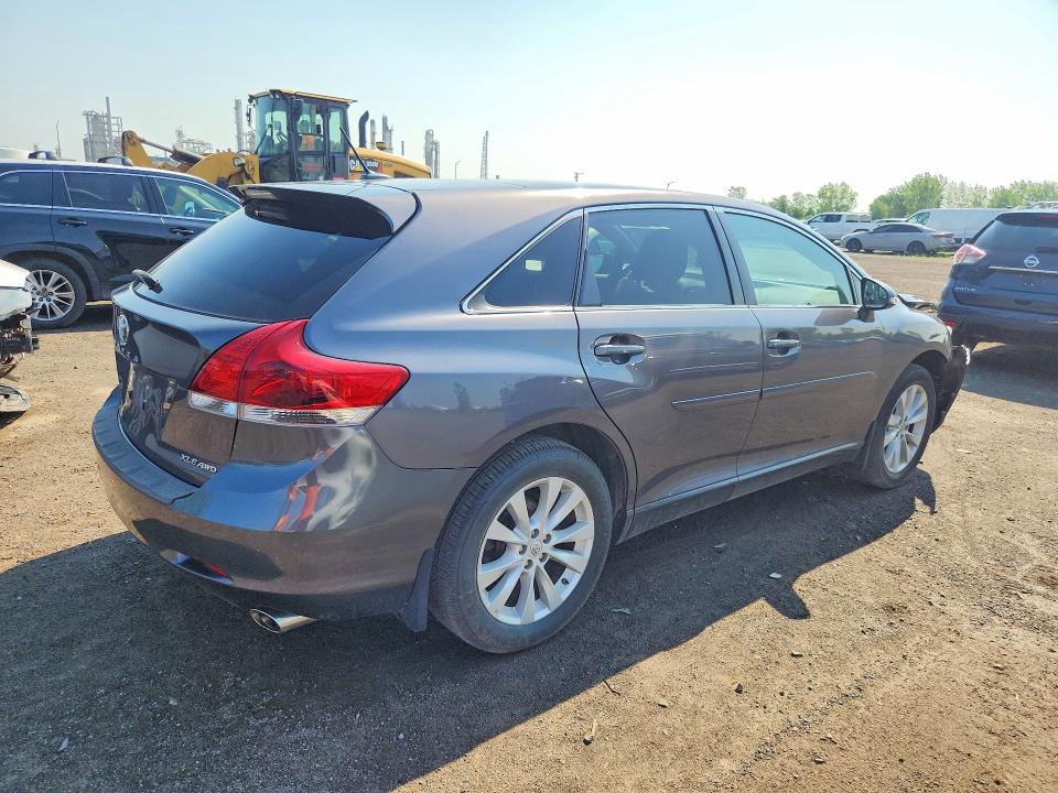 59361626 :رقم المزاد ، 4T3BA3BB5FU065419 vin ، 2015 Toyota Venza مزاد بيع