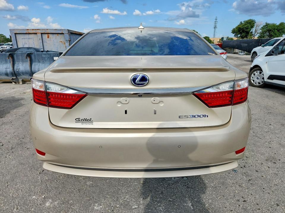 61851826 :رقم المزاد ، JTHBW1GG4D2003265 vin ، 2013 Lexus Es مزاد بيع