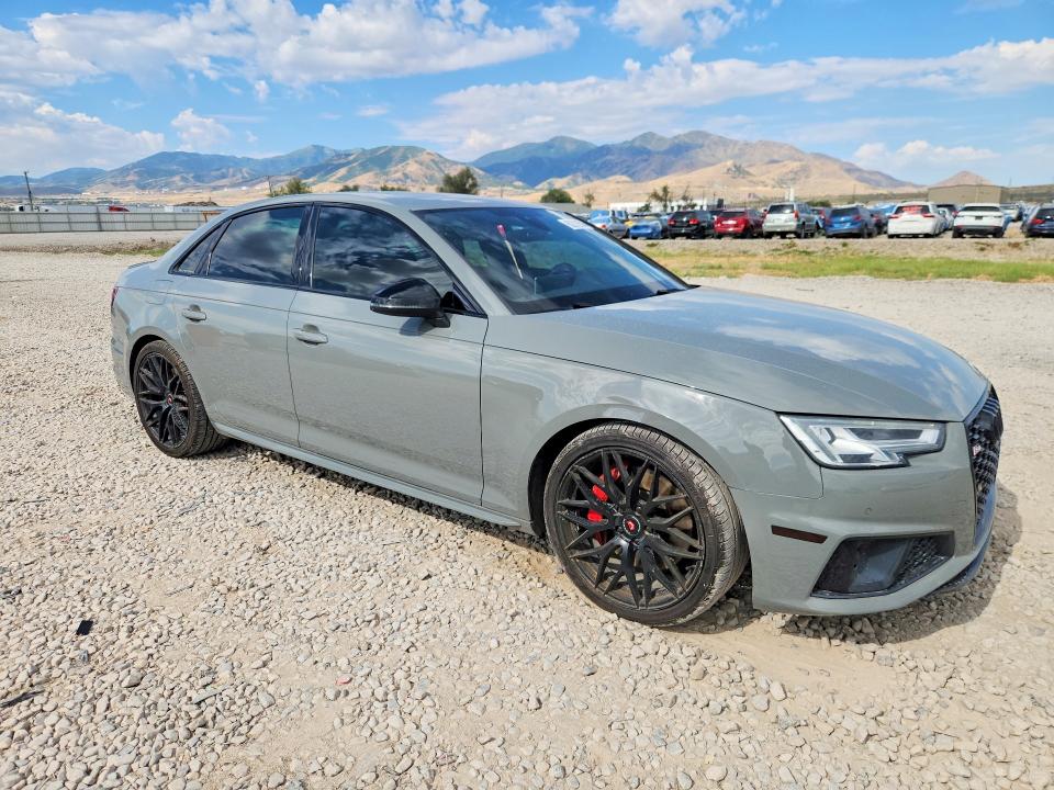 2019 Audi S4 მანქანა იყიდება აუქციონზე, vin: WAUB4AF41KA020202, აუქციონის ნომერი: 62292596