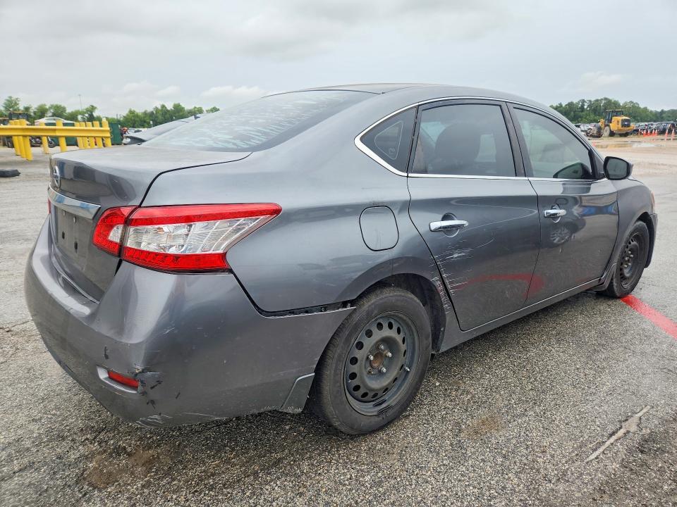 2015 Nissan Sentra მანქანა იყიდება აუქციონზე, vin: 3N1AB7AP7FY376764, აუქციონის ნომერი: 61036366