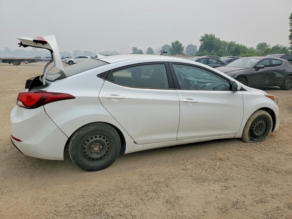 2015 Hyundai Elantra მანქანა იყიდება აუქციონზე, vin: 5NPDH4AE6FH595928, აუქციონის ნომერი: 85612055
