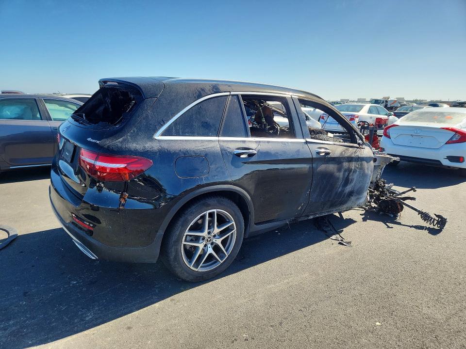 2018 Mercedes-benz Glc მანქანა იყიდება აუქციონზე, vin: WDC0G4KB0JV062711, აუქციონის ნომერი: 60852386