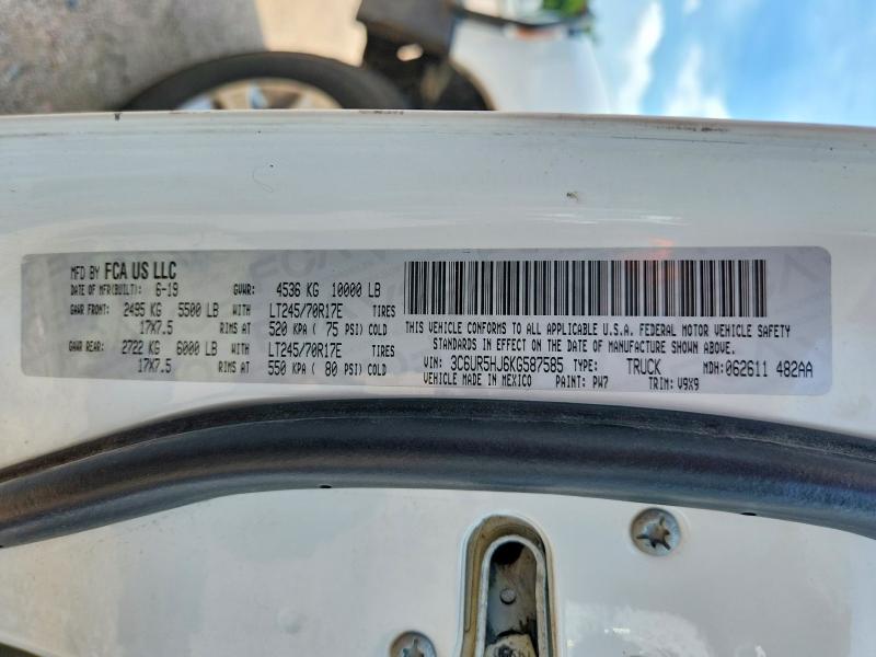 60889536 :رقم المزاد ، 3C6UR5HJ6KG587585 vin ، 2019 Ram 2500 مزاد بيع