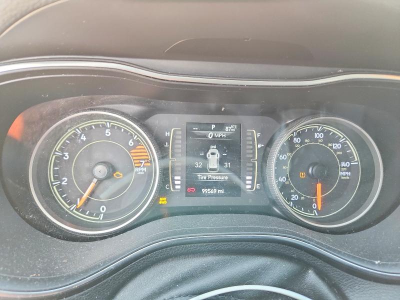 61670136 :رقم المزاد ، 1C4PJMLBXKD273488 vin ، 2019 Jeep Cherokee مزاد بيع