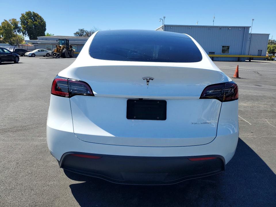 Продаж на аукціоні авто 2025 Tesla Model Y, vin: 7SAYGDEE6SF234581, номер лоту: 62516936