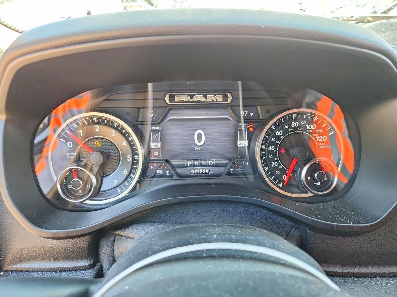 61725686 :رقم المزاد ، 1C6SRFFT8KN750021 vin ، 2019 Ram 1500 مزاد بيع