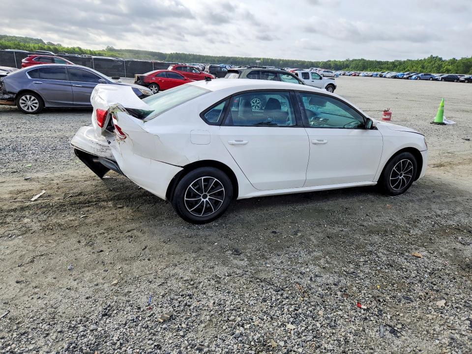 60875036 :رقم المزاد ، 1VWAP7A32EC010324 vin ، 2014 Volkswagen Passat مزاد بيع