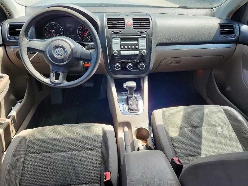 63042406 :رقم المزاد ، 3VWJX7AJ9AM054389 vin ، 2010 Volkswagen Jetta مزاد بيع