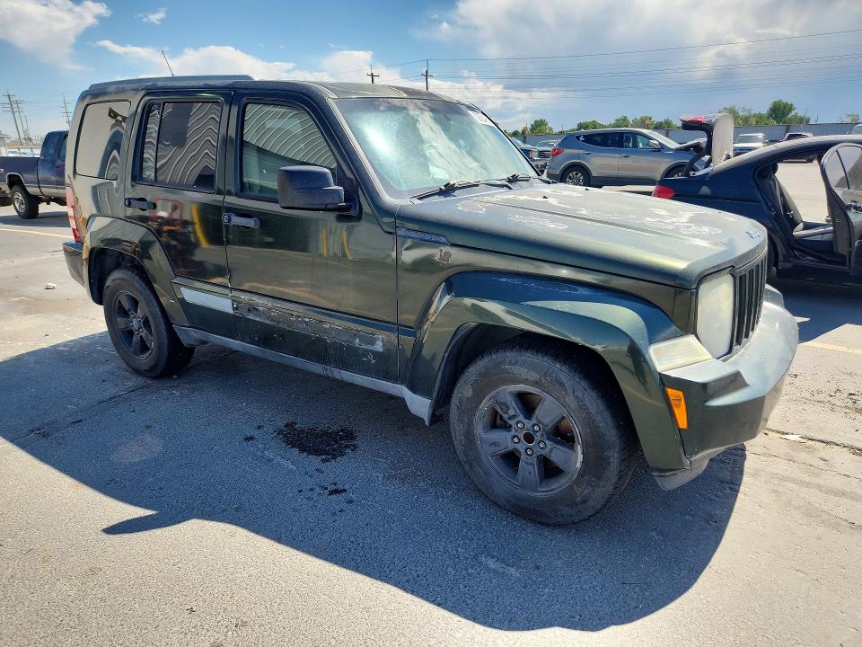 59724956 :رقم المزاد ، 1J4PP2GK3BW503688 vin ، 2011 Jeep Liberty مزاد بيع