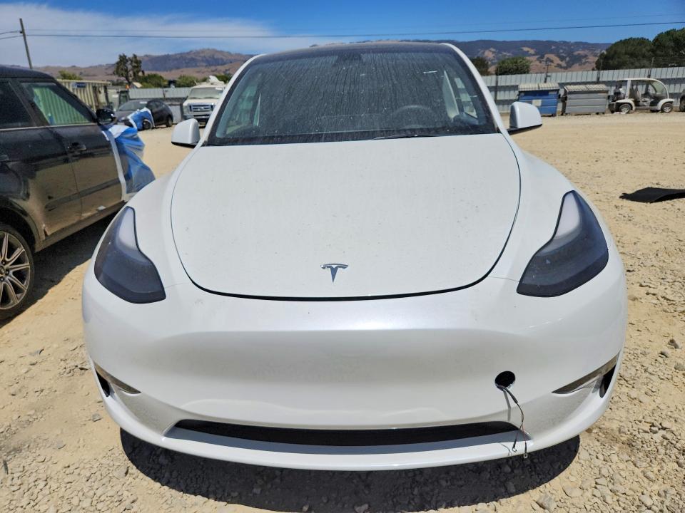 Продажа на аукционе авто 2023 Tesla Model Y, vin: 7SAYGDEE8PF690587, номер лота: 59140256