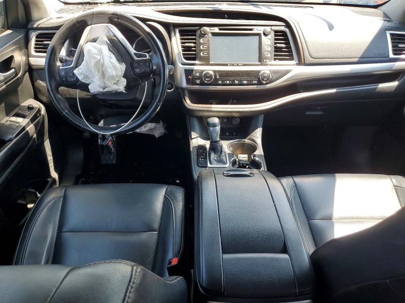 2017 Toyota Highlander მანქანა იყიდება აუქციონზე, vin: 5TDJZRFH9HS432252, აუქციონის ნომერი: 55041126