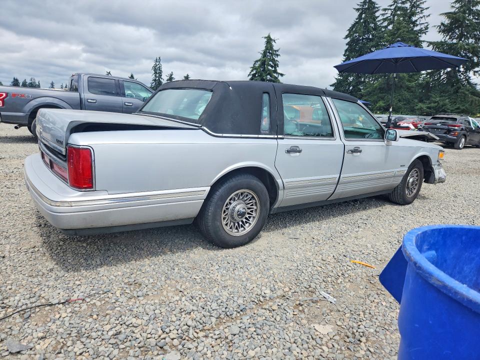 1996 Lincoln Town Car მანქანა იყიდება აუქციონზე, vin: 1LNLM81WXTY723066, აუქციონის ნომერი: 60328046