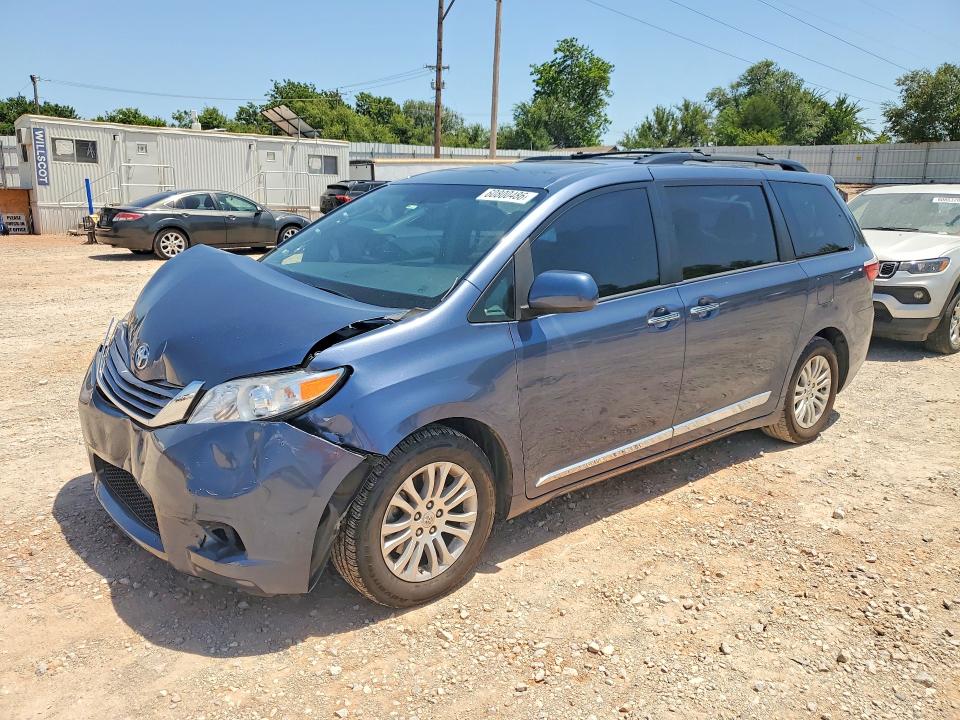 Auction sale of the 2017 Toyota Sienna, vin: 5TDYZ3DC2HS874440, lot number: 60800486