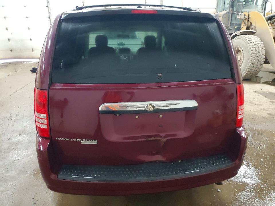 Продажа на аукционе авто 2008 Chrysler Town & Country, vin: 2A8HR54P58R783145, номер лота: 61303356