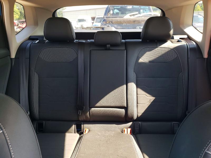 60327146 :رقم المزاد ، 3VV2C7B24SM077107 vin ، 2025 Volkswagen Taos مزاد بيع