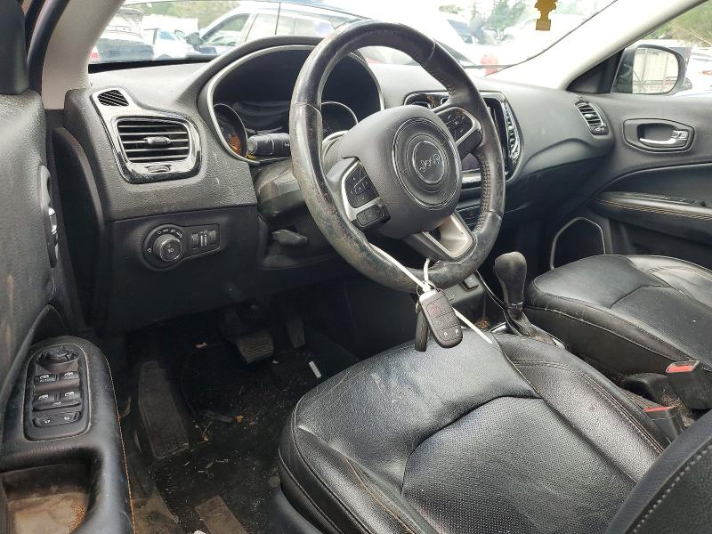 61872016 :رقم المزاد ، 3C4NJCCB0JT211558 vin ، 2018 Jeep Compass مزاد بيع