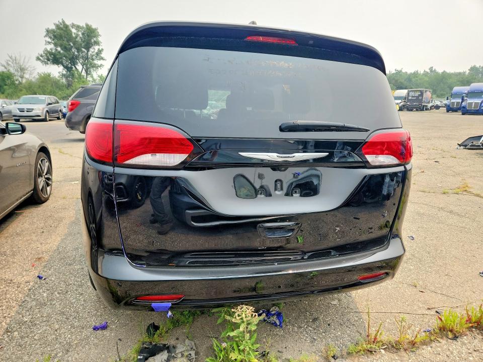 Продаж на аукціоні авто 2024 Chrysler Voyager, vin: 2C4RC1CG0RR127976, номер лоту: 59866856