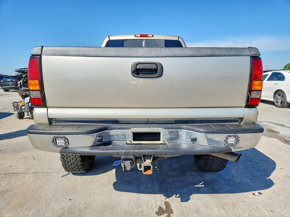 Продажа на аукционе авто 2004 Gmc Sierra, vin: 1GTHC23U94F236265, номер лота: 60042116